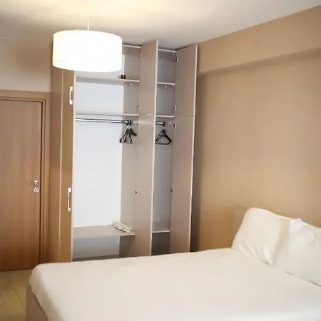 Hotel Cinas