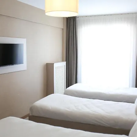 Hotel Cinas 2*