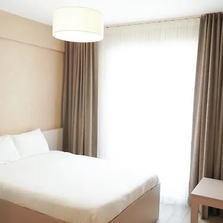 Cinas Hotel